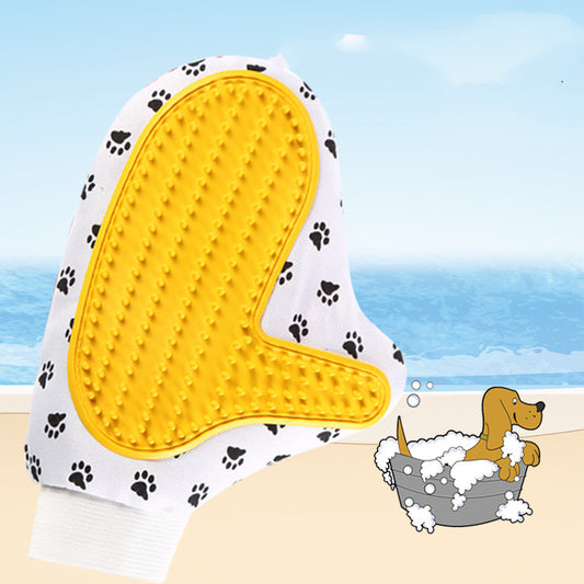 Silicone pet bath massage glove for dogs and cats UK